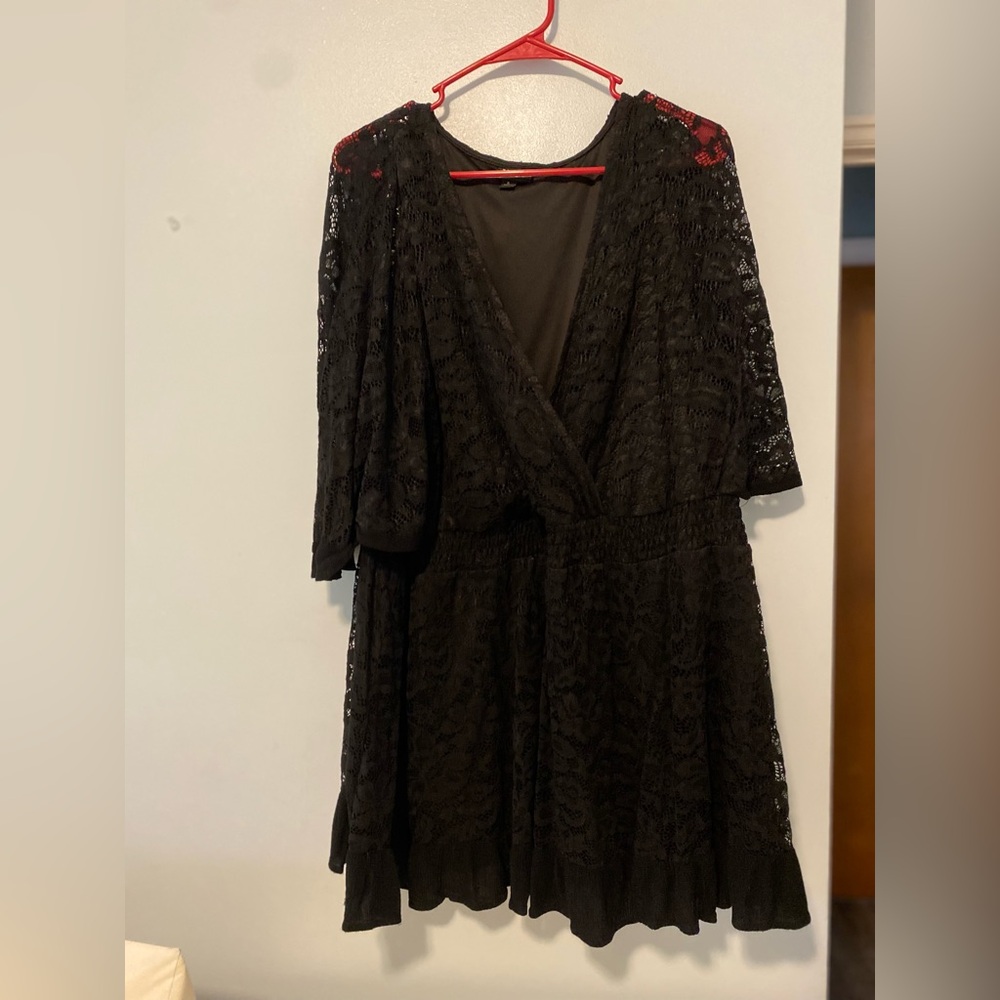 Size 5 Torrid Lace Shirt